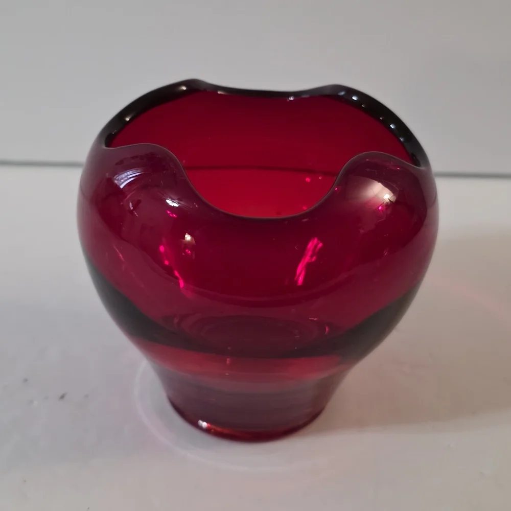 Viking Epic Rose Bowl Ruby Red